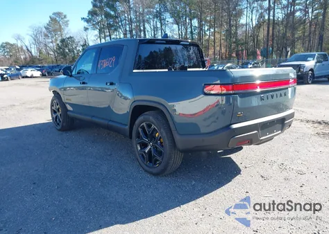 2026 Rivian R1T from USA, damaged, VIN 7FCTGBAP6TN043095